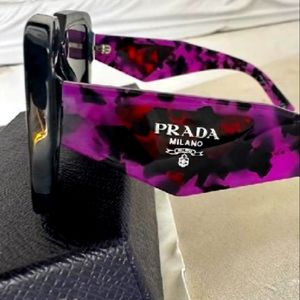 ( Brand New ) less than a week old Woman's Prada Sunglasses